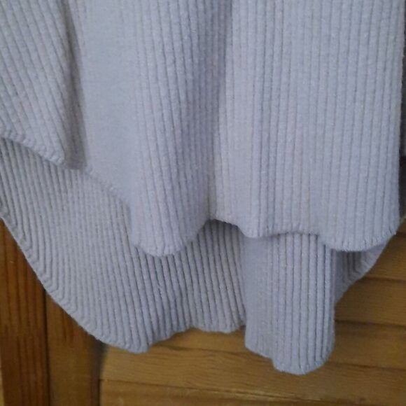 Express Ribbed Knit Hilo Sweater Size Small - Picture 3 of 5